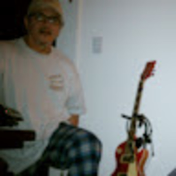 Meet your Posher, Dan - Picture 1 of 1